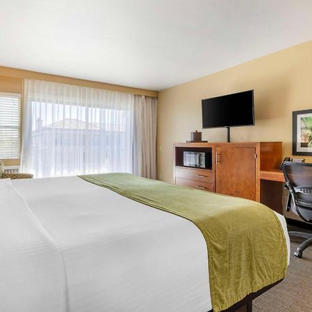 Best Western Plus Beach View Lodge Carlsbad Esterno foto