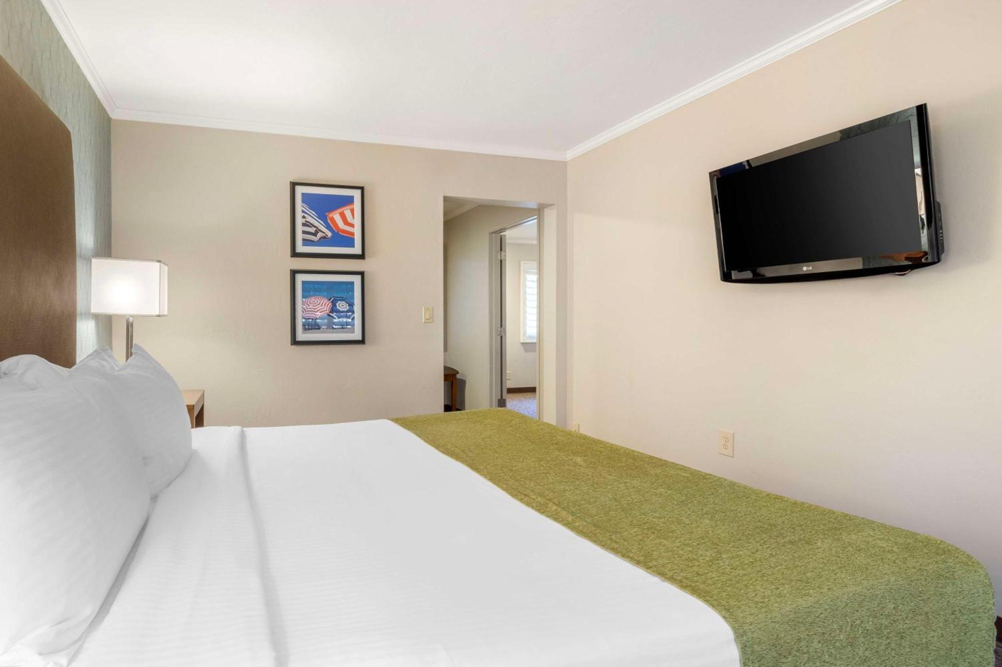 Best Western Plus Beach View Lodge Carlsbad Esterno foto