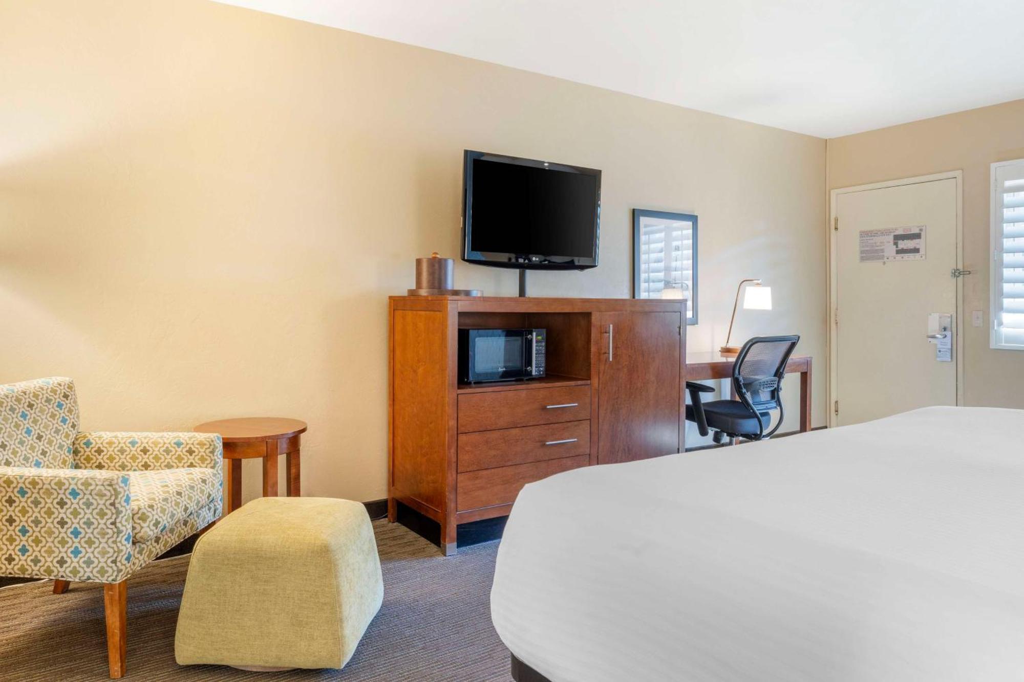 Best Western Plus Beach View Lodge Carlsbad Esterno foto