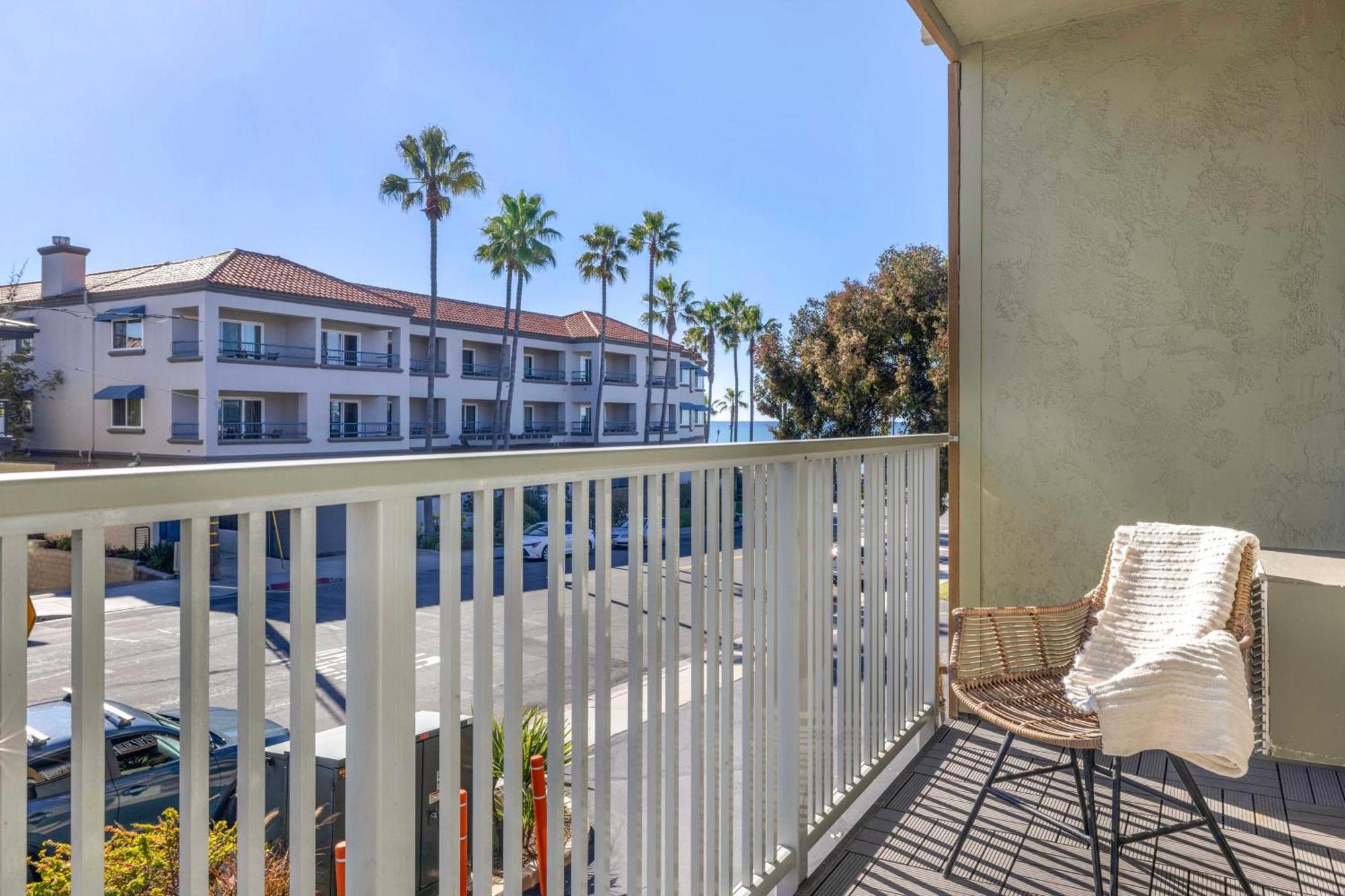 Best Western Plus Beach View Lodge Carlsbad Esterno foto