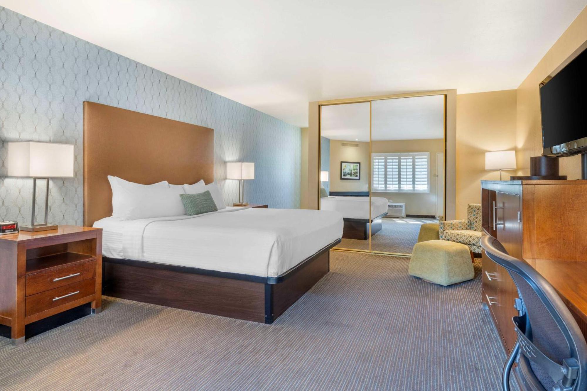 Best Western Plus Beach View Lodge Carlsbad Esterno foto